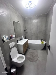 Vanzare-Apartament cu 3 camere, cu suprafata de 63 mp utili.