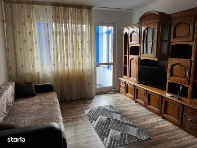 Închiriez apartament