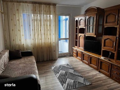 Închiriez apartament