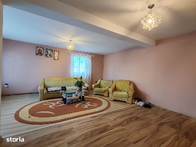 Vilă P+1 Bascov, 240 mp, teren 550 mp, toate utilitatile, asfalt