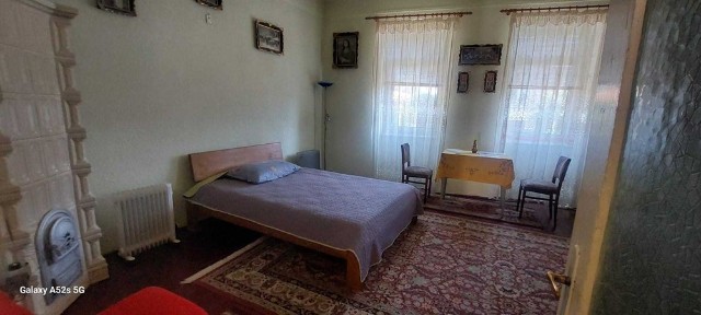 Casa solida saseasca + 2500mp teren, Bod