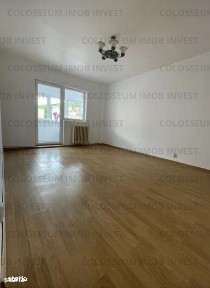 Racadau - Apartament 2 camere, etaj 3/4, decomandat, spatios, balcon!