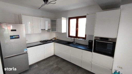 Pipera: Vila 6 camere, ansamblu rezidentia cu acces securizat