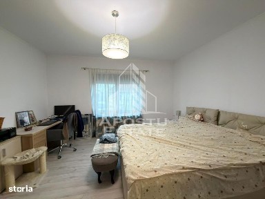 Casa individuala cu 8 camere, 750mp teren, in Mehala