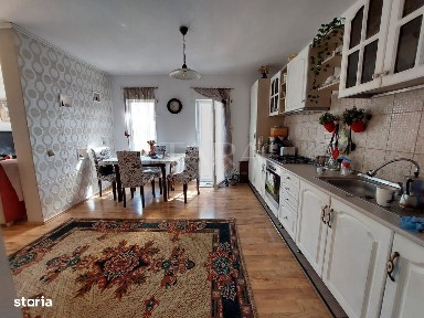 Duplex aproape de oraș, Floresti, zona Muzeil Apei