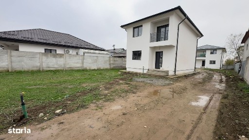 CASA INDIVIDUALA GLINA, INCALZIRE PARDOSEALA, TEREN 325 MP, COMIS 0%