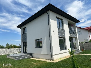 Casă Spațioasă și Elegantă, 4 Camere, 2 Băi, Teren 430 mp - 155.000