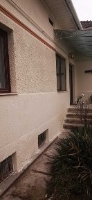 Vând /casă sau schimb cu garsonieră sau apartament.