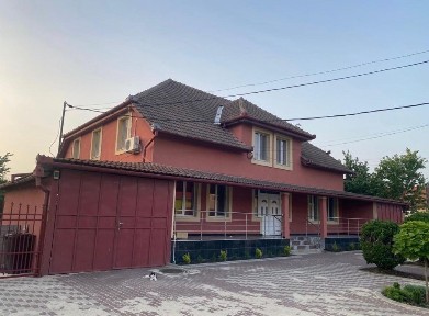 Vand sau inchiriez casa