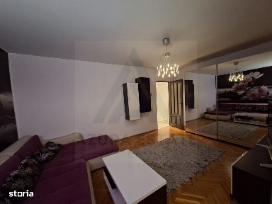 Apartament modern complet decomandat 3 camere 2 bai pivnita in Strand