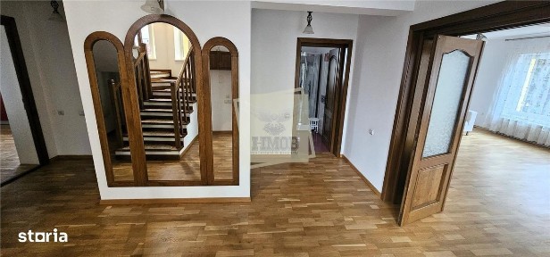 Vila spatioasa 360mp | 8 camere | 5 bai | garaj | curte | filigorie |