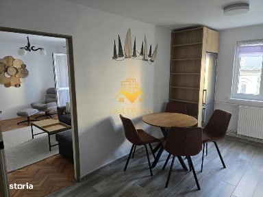 3 camere decomandate, balcon, Centru Piata Abator, Parcul Feroviarilor