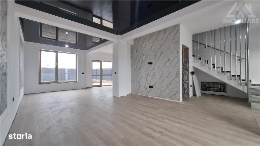 Casa Valea Lupului,4 camere,Incalz pard.Canalizare,Placa,Asfalt,0% Com