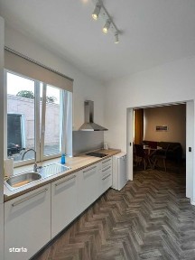 Proprietar vand apartament regim hotelier central