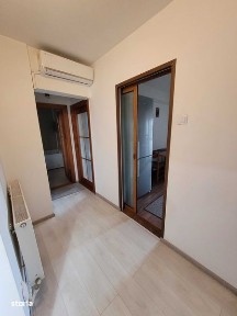 Apartament central 2 camere decomandat 57 mp cu 2 parcari platite