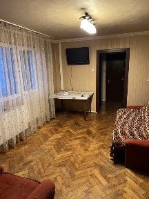 INCHIRIEZ APARTAMENT 2 Camere Semidecomandat