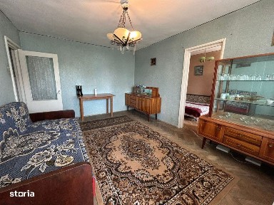 Apartament Craiovita 4/4 cu acoperiș, 45 mp