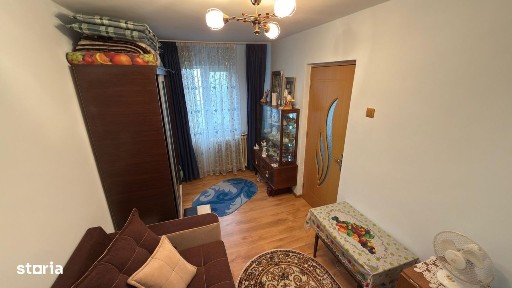 APARTAMENT de vanzare - STR CAMELIEI - Ploiesti Nord