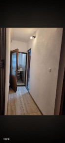 Apartament cu 2 camere decomnadate,etaj intermediar,zona Baciu