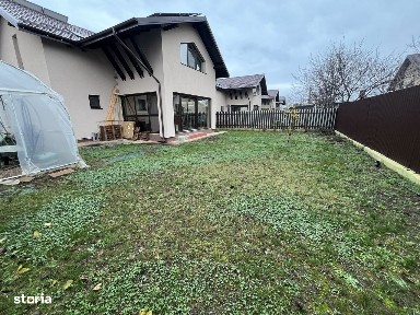 Casa P+1, curte 429mp - Miroslava