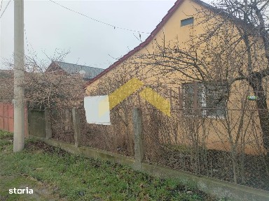Casa cu teren 1757 mp in Sambateni de vanzare