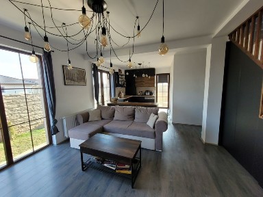 Duplex de vanzare Bucovat cu 544 mp teren