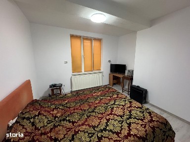 Casa cu 4 camere Bucium