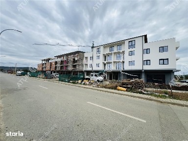 Apartament cu 3 camere 2 balcoane etaj 1 in Selimbar zona Triajului