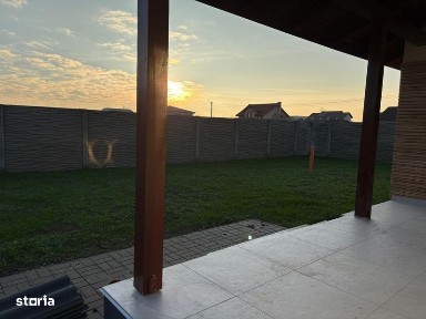 Vand casa individuala / Mosnita Noua / Proprietar