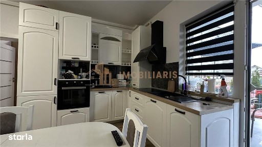 Apartament 3 camere cu curte privata, zona Marul de Aur