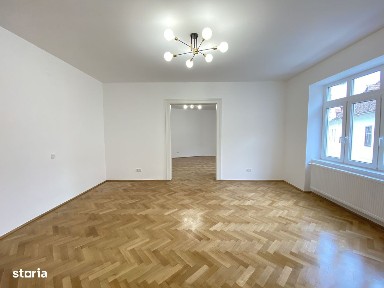 Spatiu de birouri renovat - Zona ultracentrala