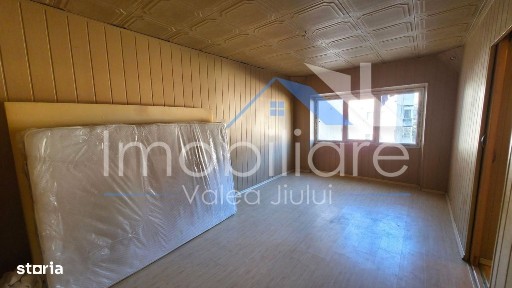 Garsonieră de vânzare - Uricani, Aleea Progresului