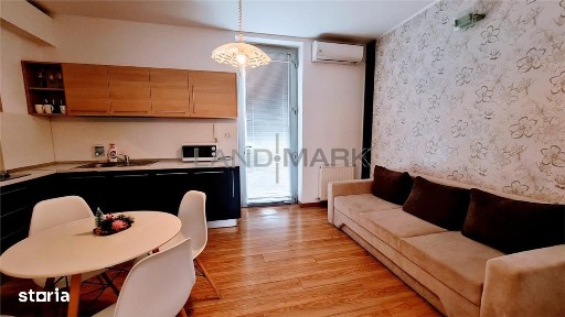 Proprietar, 2 camere bloc nou, parcare privata, zona Complex