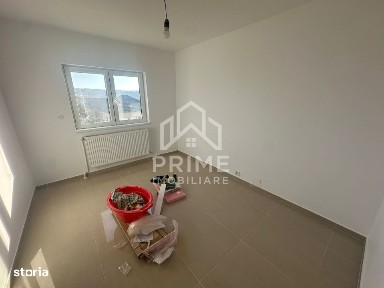 Apartament 3 camere| 65 mp| etaj 1| zona Blaj