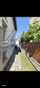 Vila 7 camere, 330 MP, Zona Andrei Muresanu, Cluj