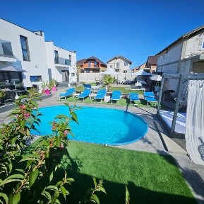 Vila de lux de inchiriat Fantanele