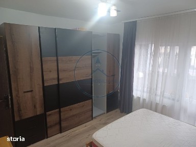 Apartament spatios cu 4 camere + living, in bloc nou - Calea Moldov