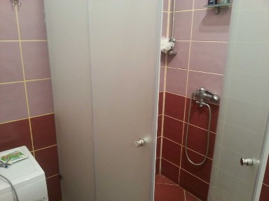 Inchiriez Bucuresti central; 2 camere; 550 euro/luna