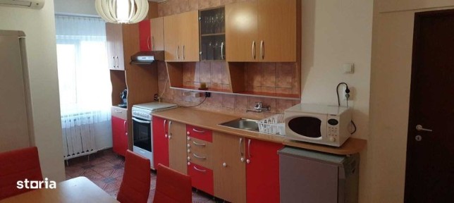 Inchiriez apartament Dorobantilor/Nasaud, 2 camere, decomandat