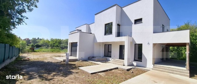 Vila in Corbeanca cu deschidere spre lac de 58 mp