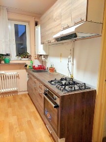 Apartament 2 camere,decomandat,aleea Slanic, et.2/4,CT, loc parcare