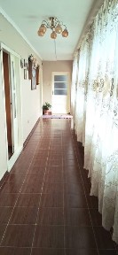 Vând casă cu 4 camere în Parneava 500m2