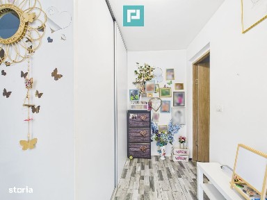 Două case pe un teren generos în Ghiroda