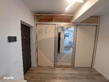 Apartament cu 2 camere de închiriat în zona Tomis Plus