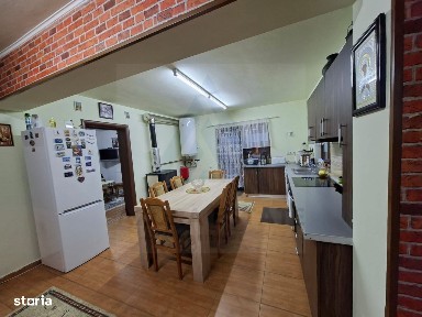 Casa constructie 2016 cu teren 306 mp complet utilata in Selimbar