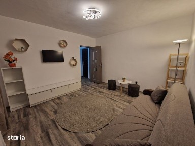Apartament 2 camere de închiriat