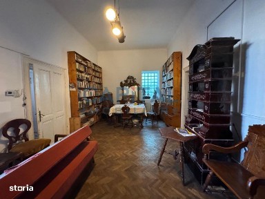 FARA COMISION! 3 camere 100mp, zona UMF