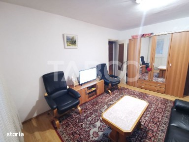 Apartament cu 2 camere semidecomandate la etajul 3 strada Plugarilor