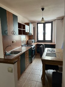 Inchiriez apartament 3 camere zona Elegant Slobozia