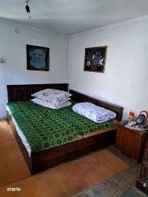 Casa batraneasca + teren arabil 15923 mp